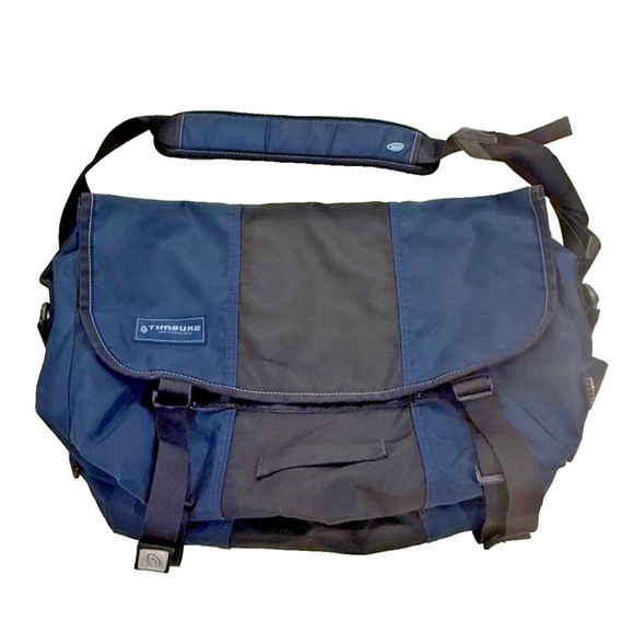 Timbuk2 San Francisco Messenger Bag Cordura Fabric; 19" Wide x 12" Tall; Blue - Picture 4 of 9